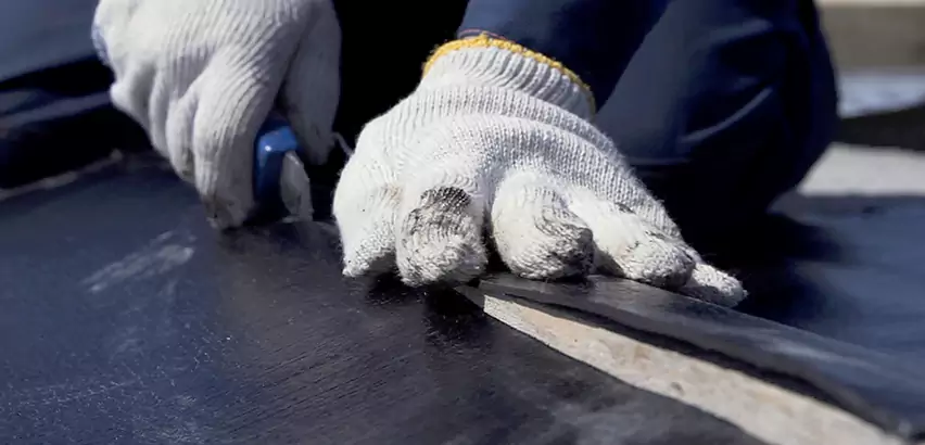 Rubber Roof Seam Repair in Encinitas