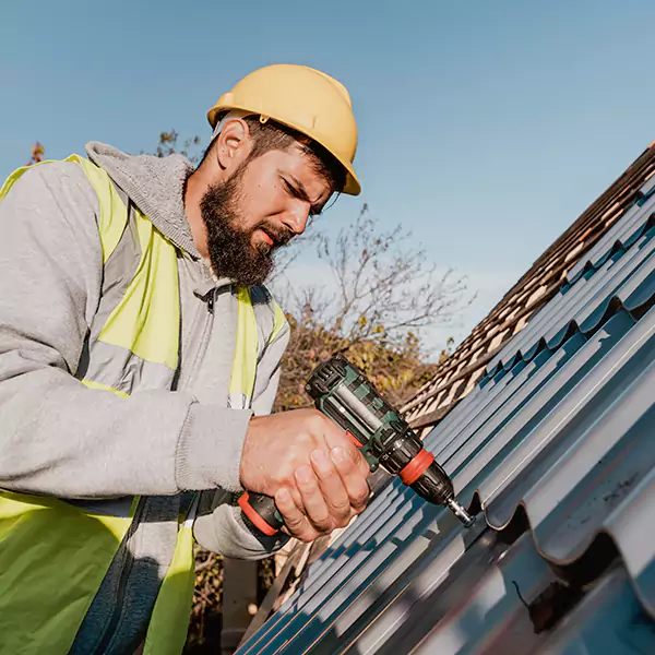 Why Encinitas, CA Property Owners Choose Encinitas Roofing Pro for Roof Restoration?